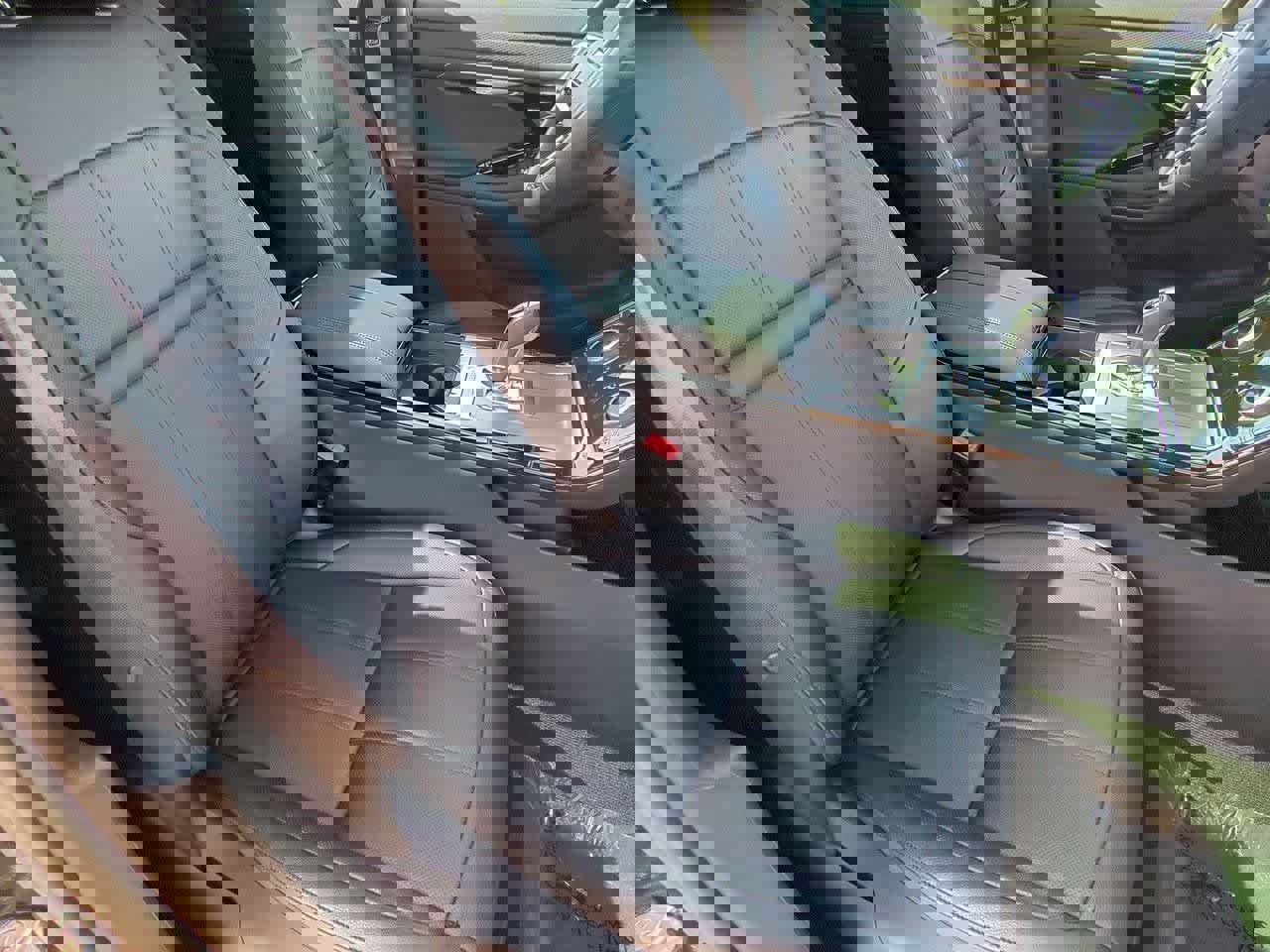 Used 2023 Land Rover Range Rover Evoque S image 21