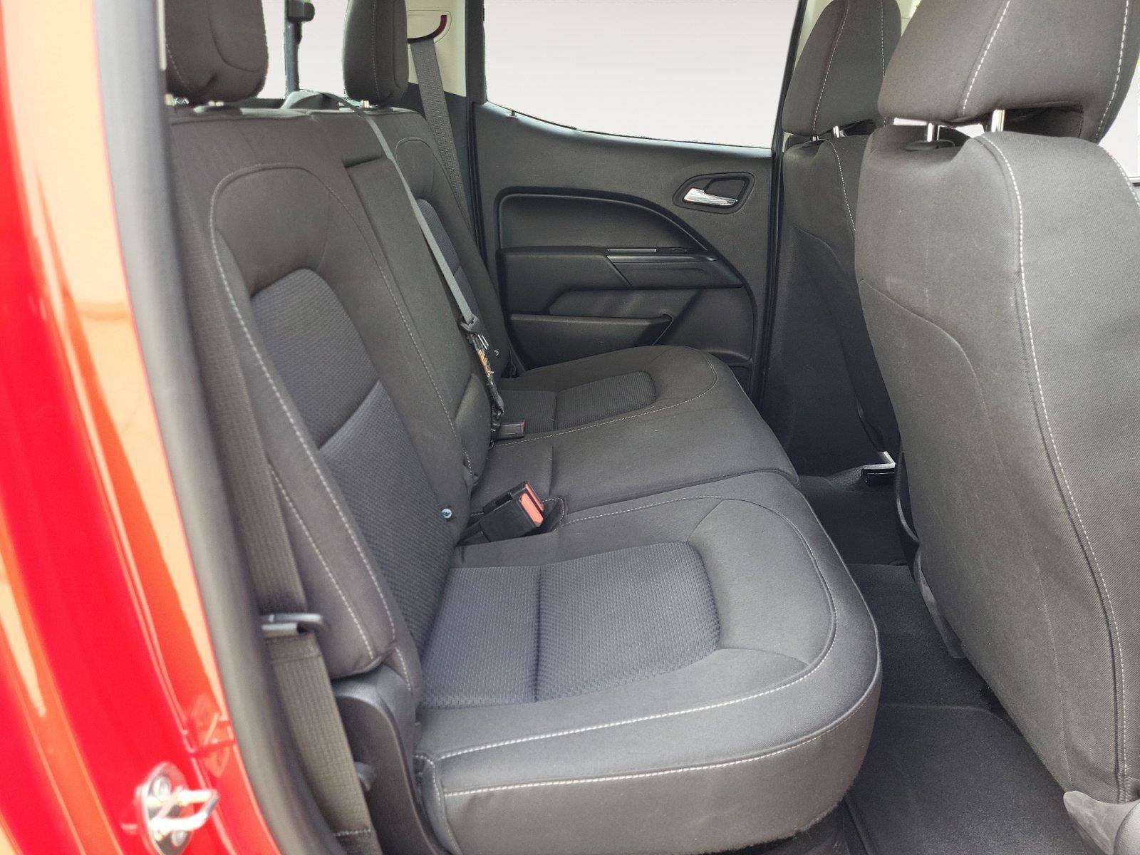 Used 2020 Chevrolet Colorado LT w/ LT Convenience Package AWD/4WD image 19