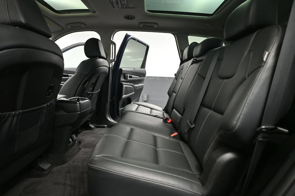 Used 2023 Kia Telluride SX Prestige AWD/4WD image 35