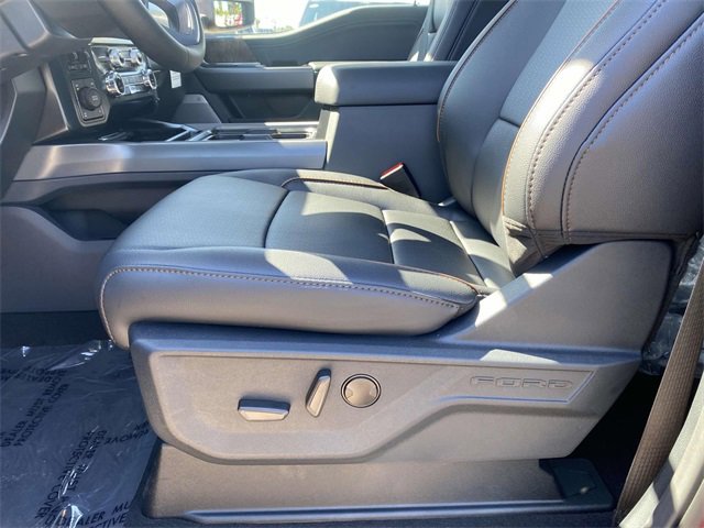 New 2026 Ford F350 4x4 Crew Cab Super Duty image 13
