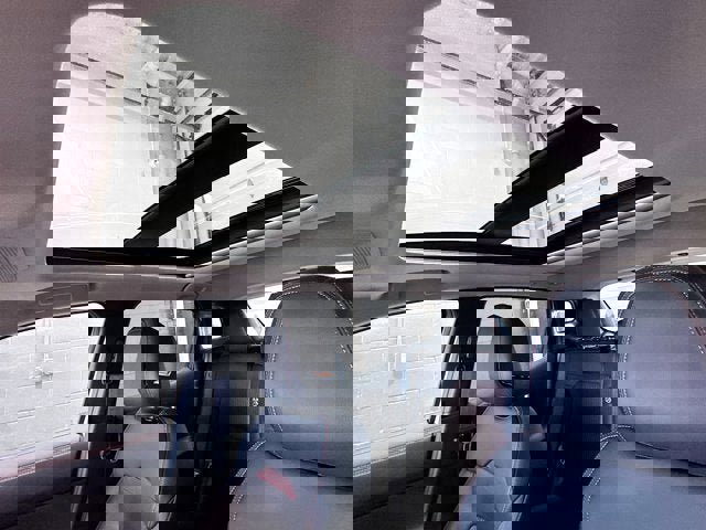 New 2026 Nissan Kicks SR w/ SR Premium Package image 19