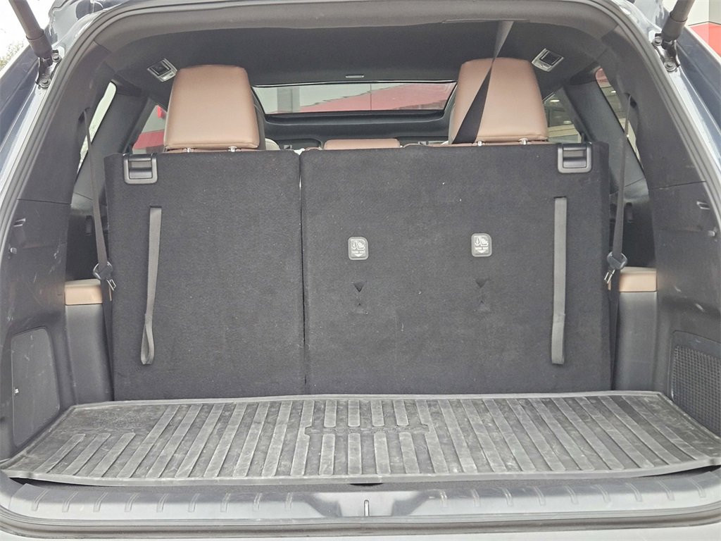 Used 2025 Toyota Grand Highlander AWD Hybrid image 12