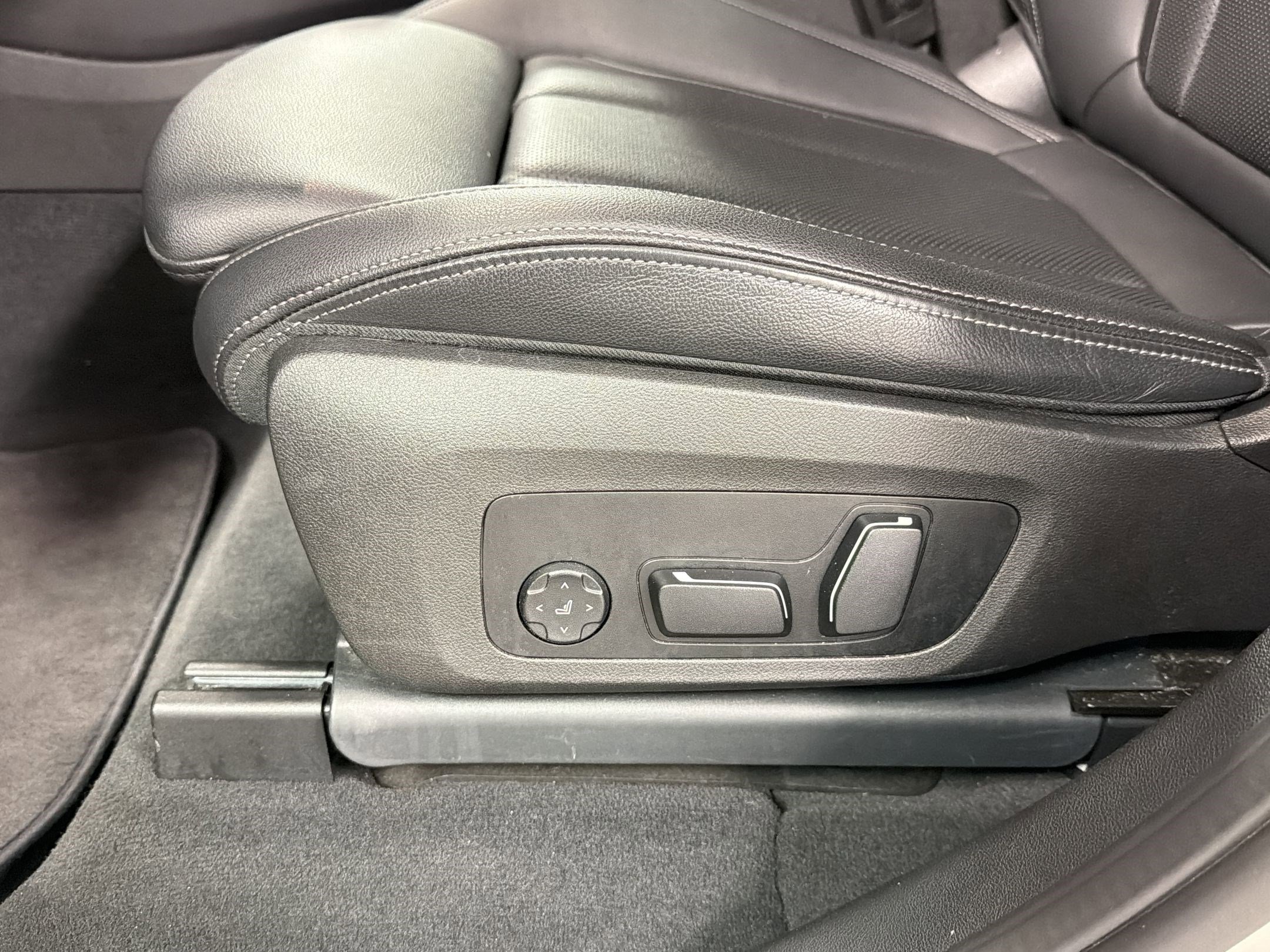 Used 2024 BMW X3 sDrive30i image 13