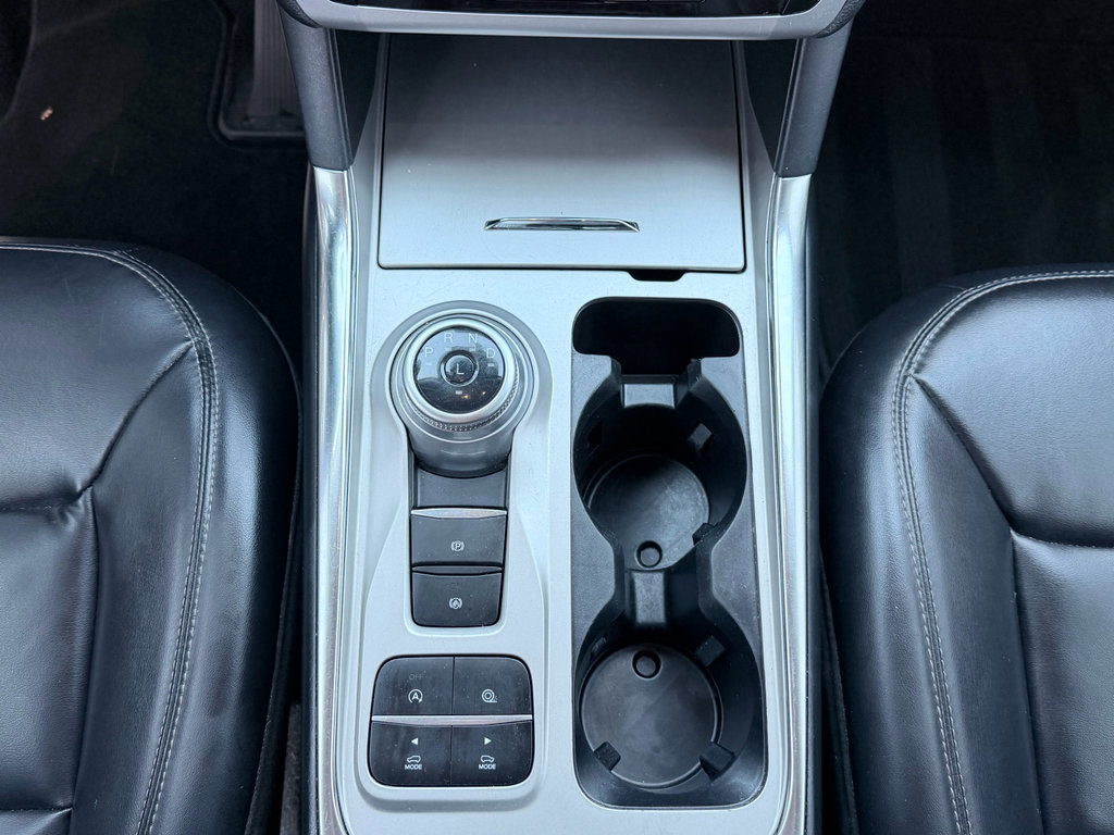 Used 2021 Ford Explorer XLT w/ Equipment Group 202A image 18