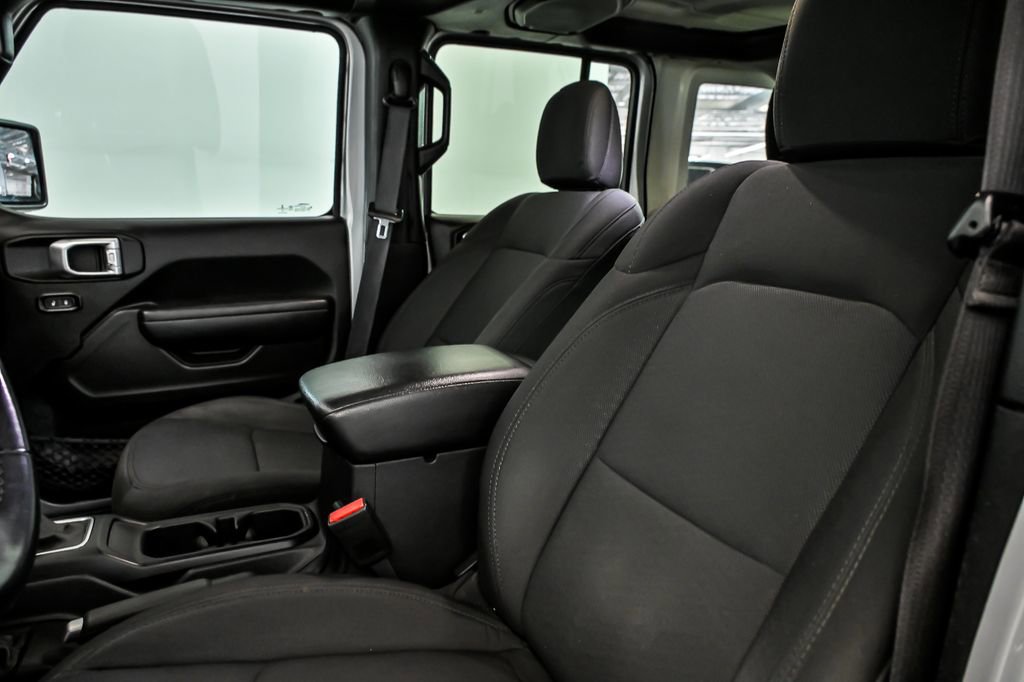 Used 2022 Jeep Wrangler Unlimited Sport image 12