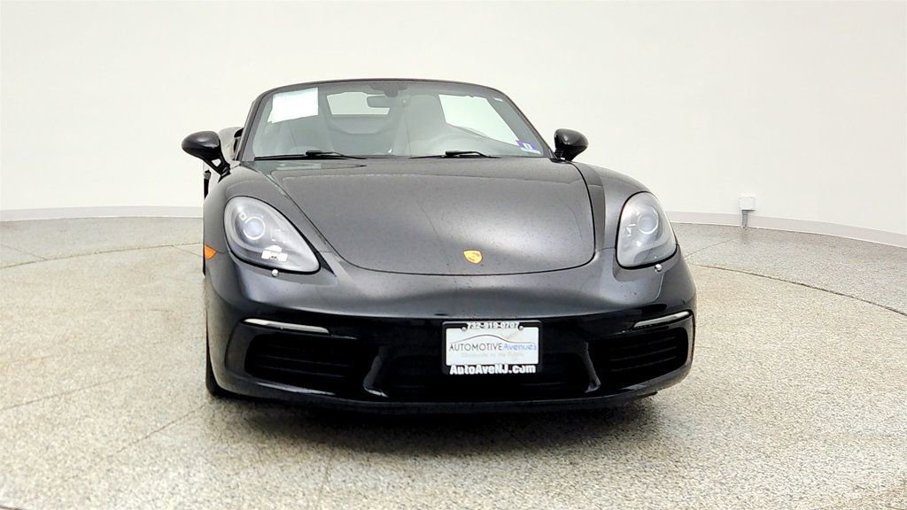 Used 2018 Porsche 718 Boxster S RWD image 2