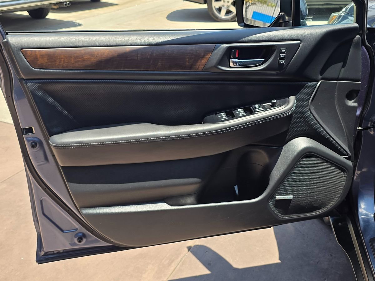 Used 2015 Subaru Outback 2.5i Limited AWD/4WD image 28
