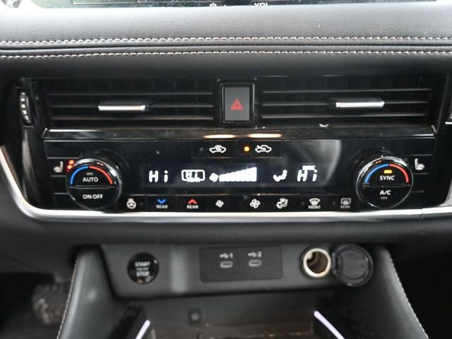 Used 2024 Nissan Rogue Platinum w/ Platinum Premium Package image 25