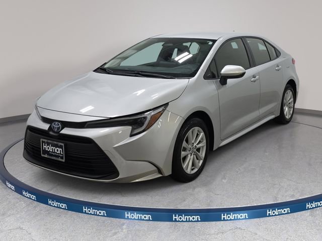Certified 2025 Toyota Corolla LE w/ LE Premium Package image 1