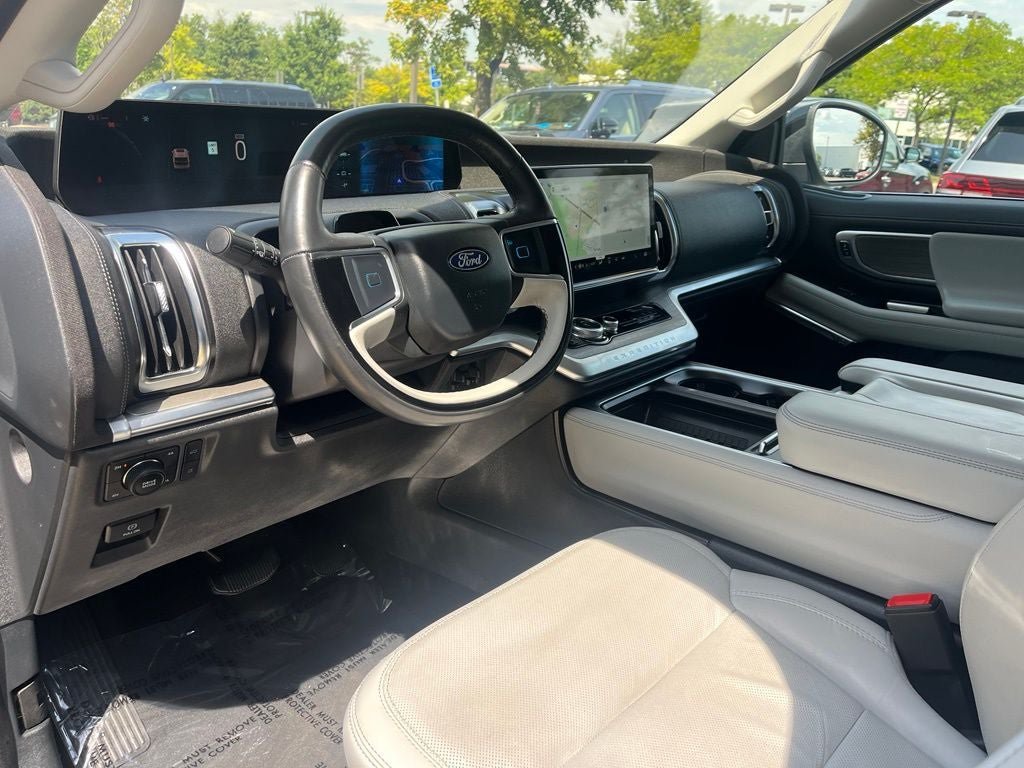 Certified 2025 Ford Expedition Platinum AWD/4WD image 26
