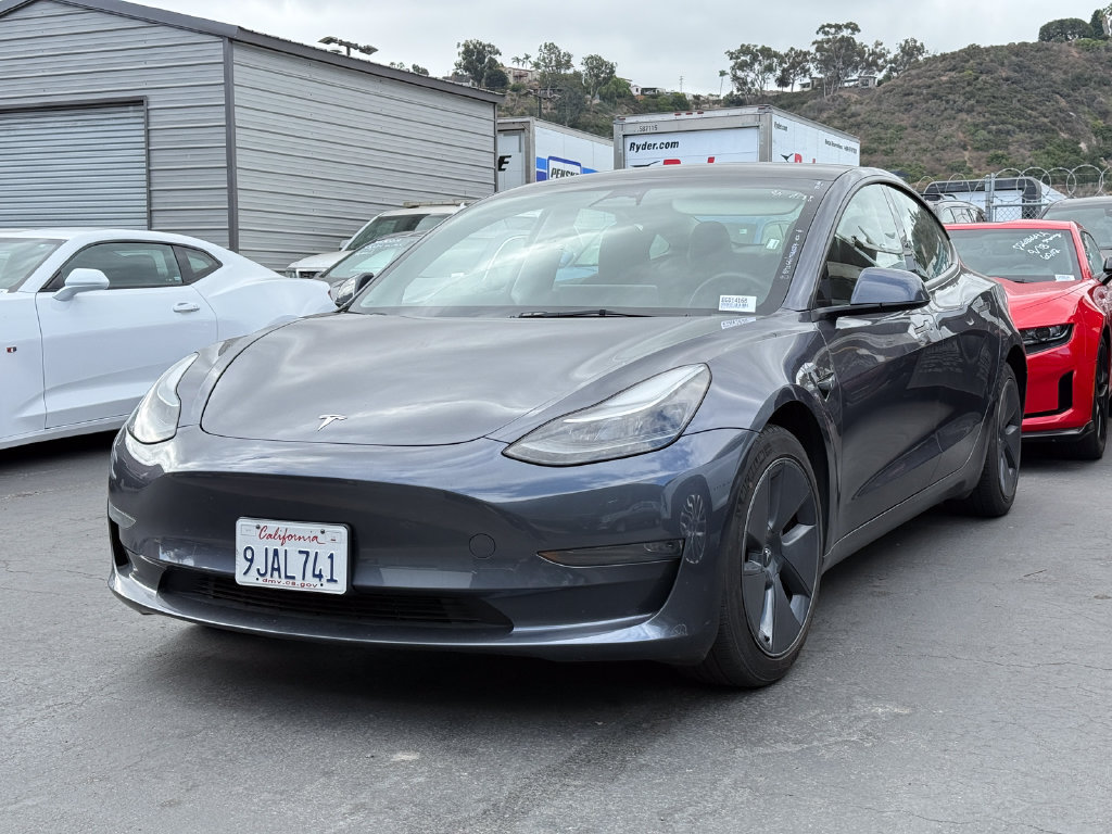 Used 2023 Tesla Model 3 Standard Range RWD image 2