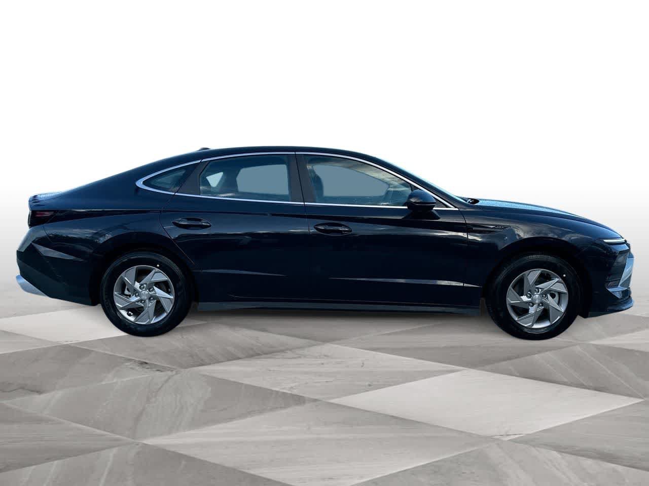 New 2026 Hyundai Sonata SE FWD image 9