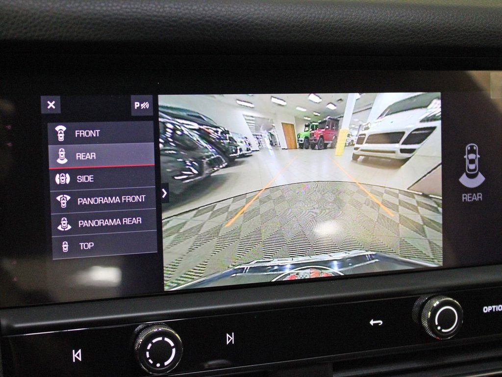 Certified 2025 Porsche Macan image 27