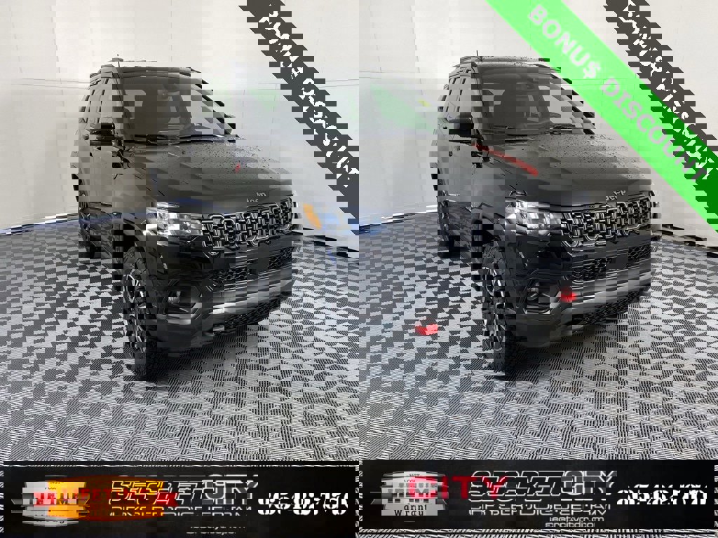 New 2026 Jeep Compass Trailhawk image 1