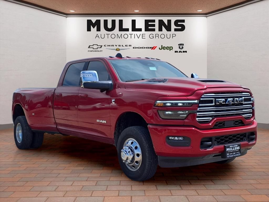Used 2026 RAM 3500 Laramie w/ Sport Appearance Package AWD/4WD image 3