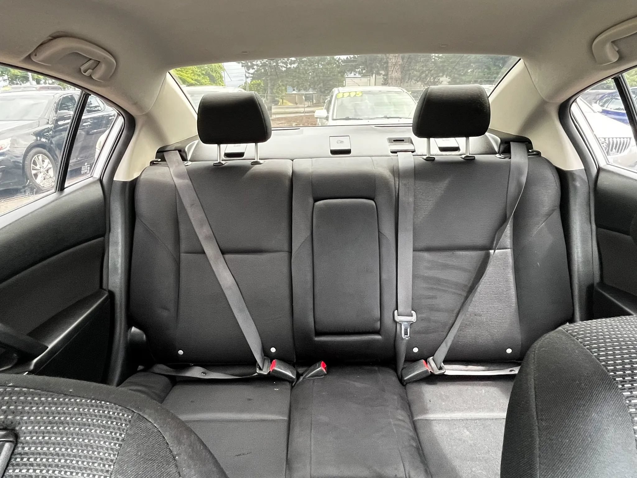 Used 2012 MAZDA MAZDA3 i Touring FWD image 10