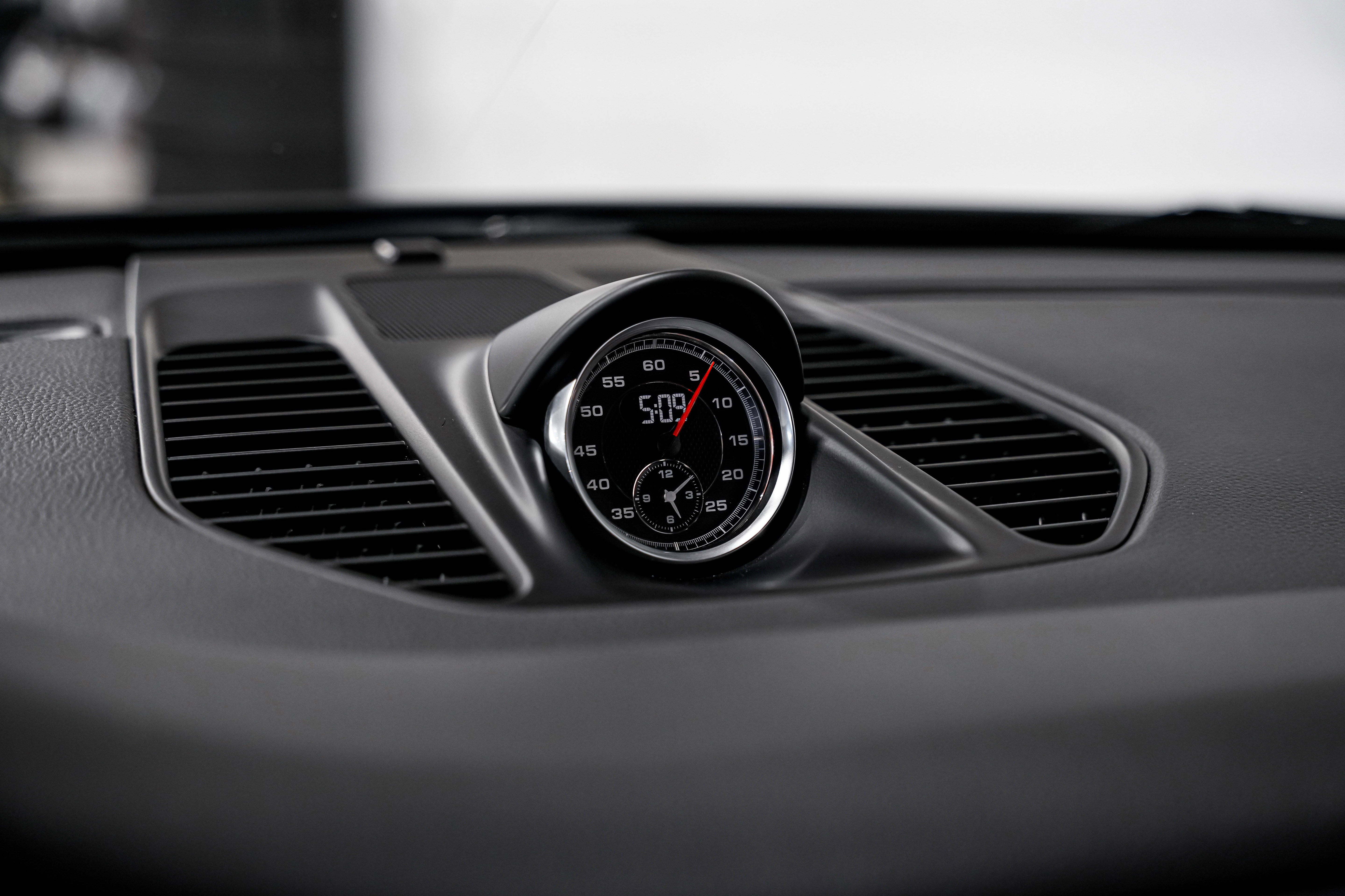 Used 2017 Porsche 911 Carrera S image 12