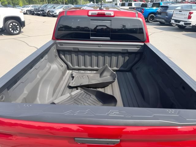 Used 2023 Chevrolet Colorado LT w/ LT Convenience Package AWD/4WD image 8