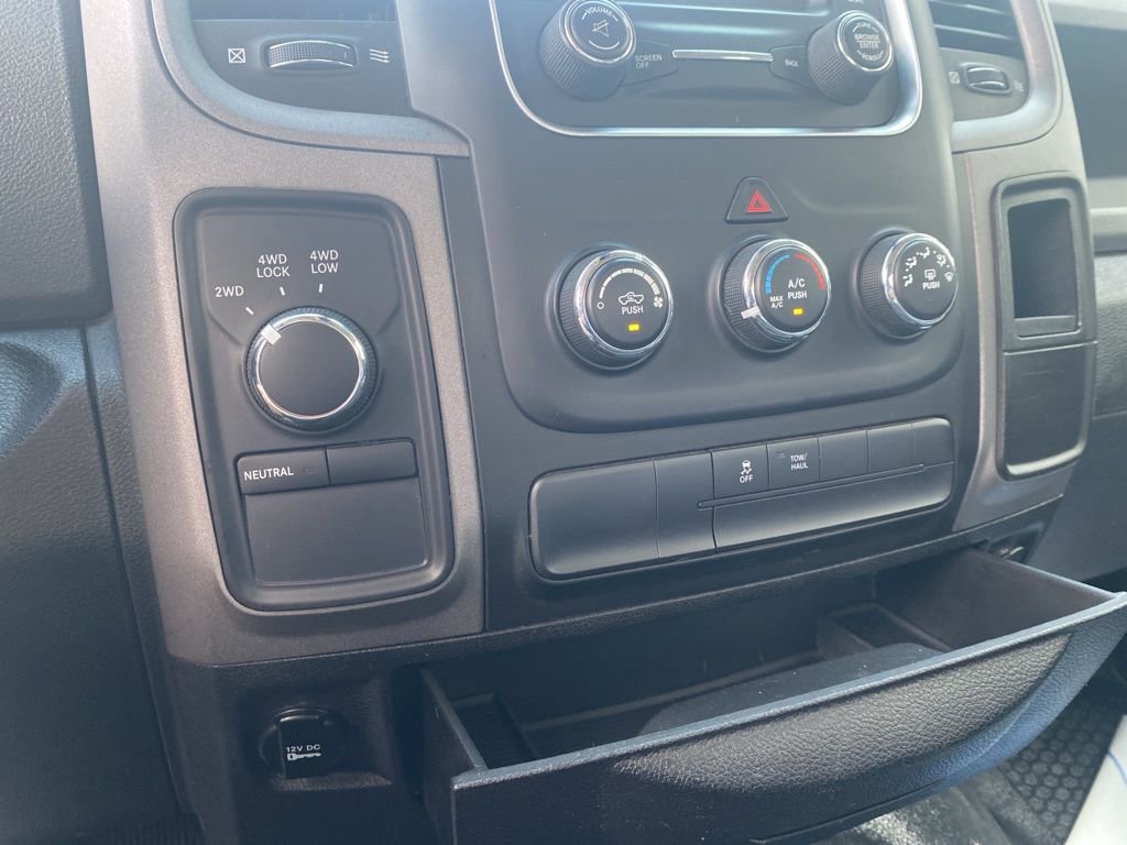 Used 2014 RAM 1500 Tradesman w/ Exterior Appearance Group image 25