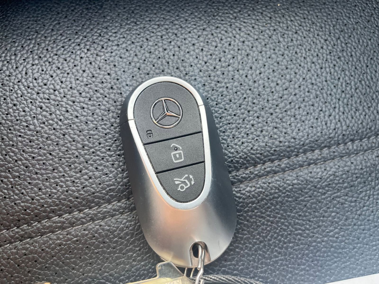 Used 2024 Mercedes-Benz C 300 4MATIC Sedan image 22