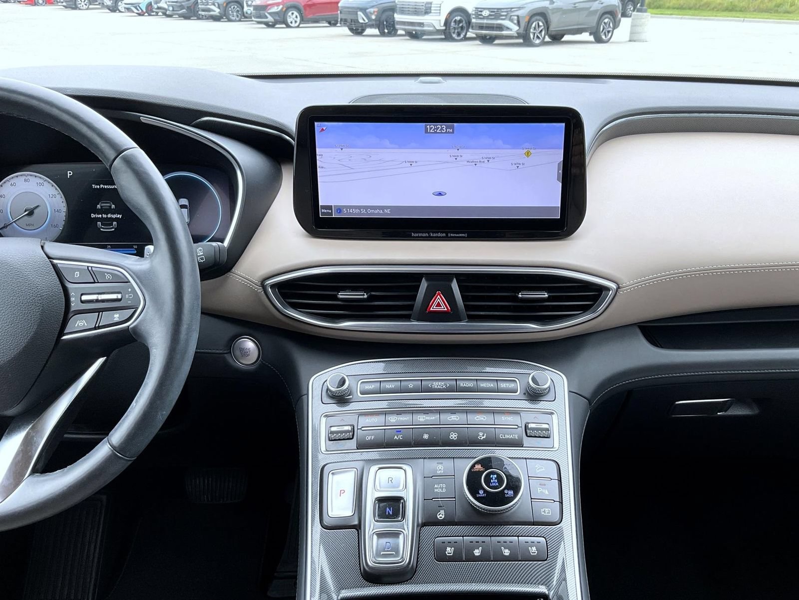 Certified 2022 Hyundai Santa Fe Limited AWD/4WD image 13