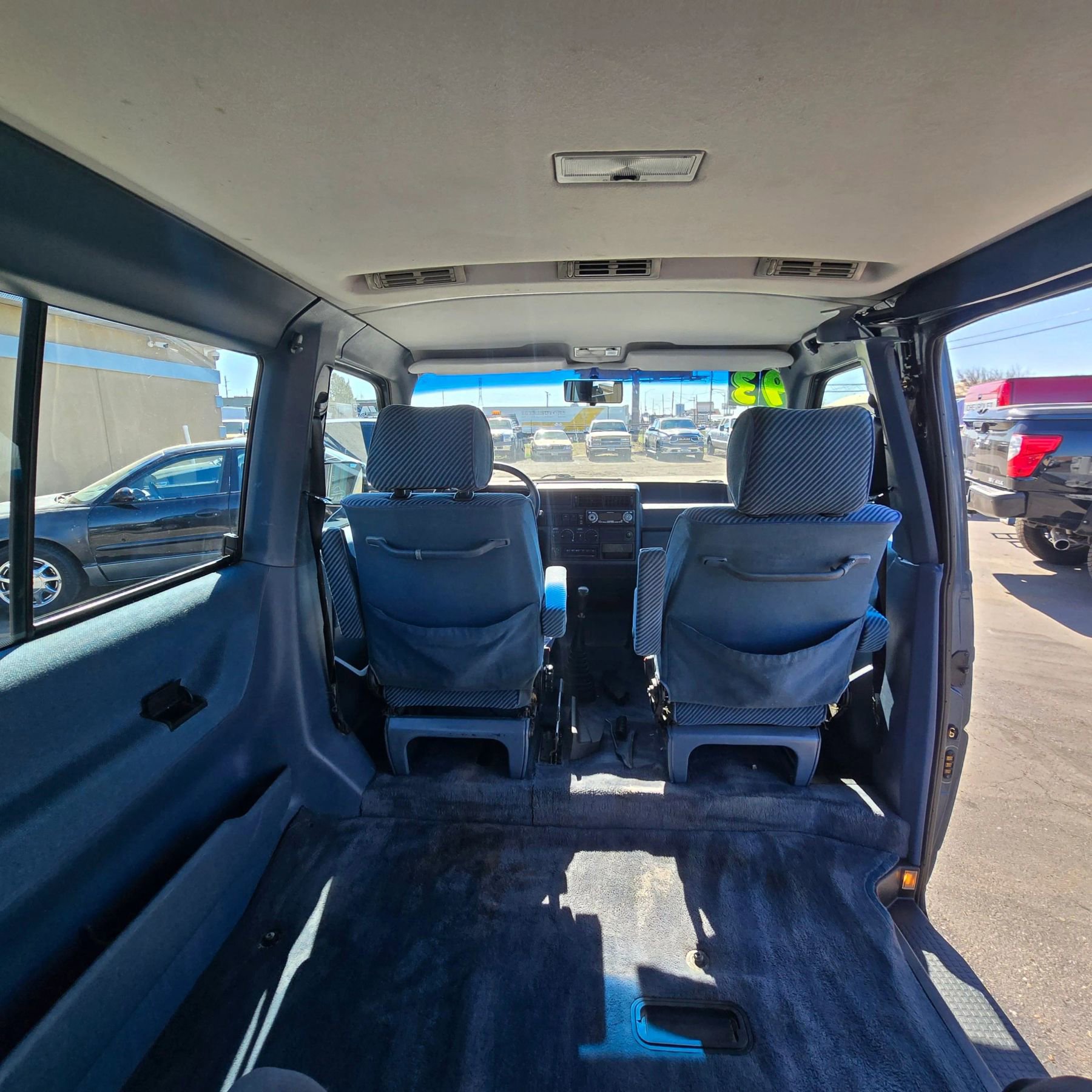 Used 1993 Volkswagen Eurovan GL image 13