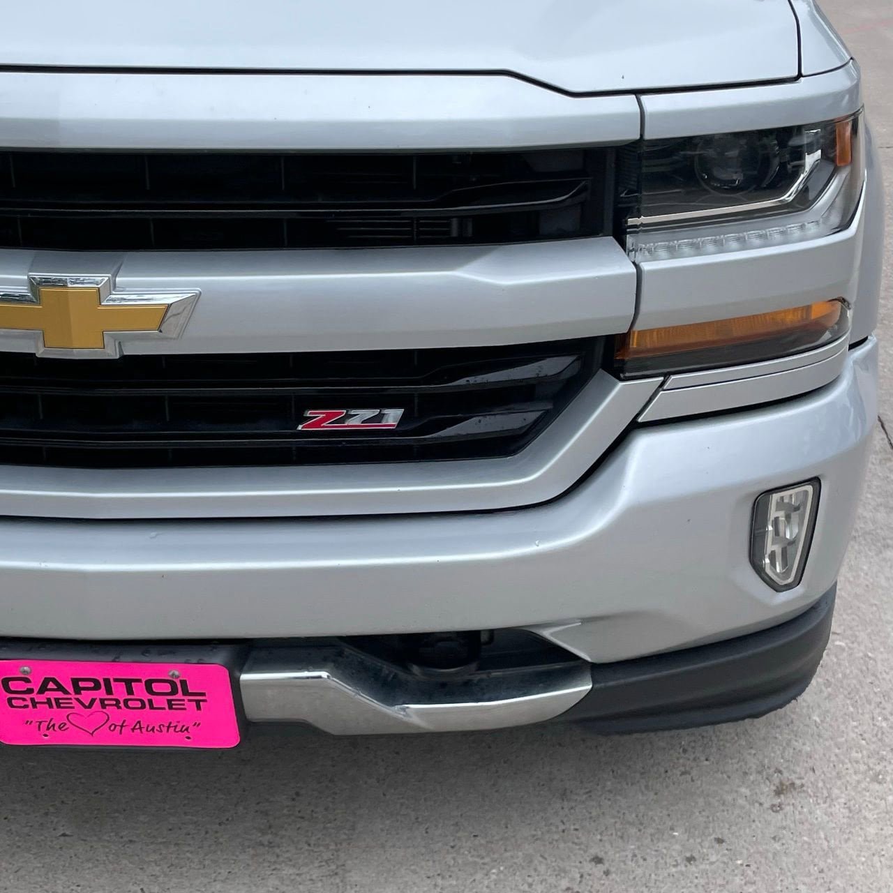 Used 2017 Chevrolet Silverado 1500 LT w/ Texas Edition AWD/4WD image 8