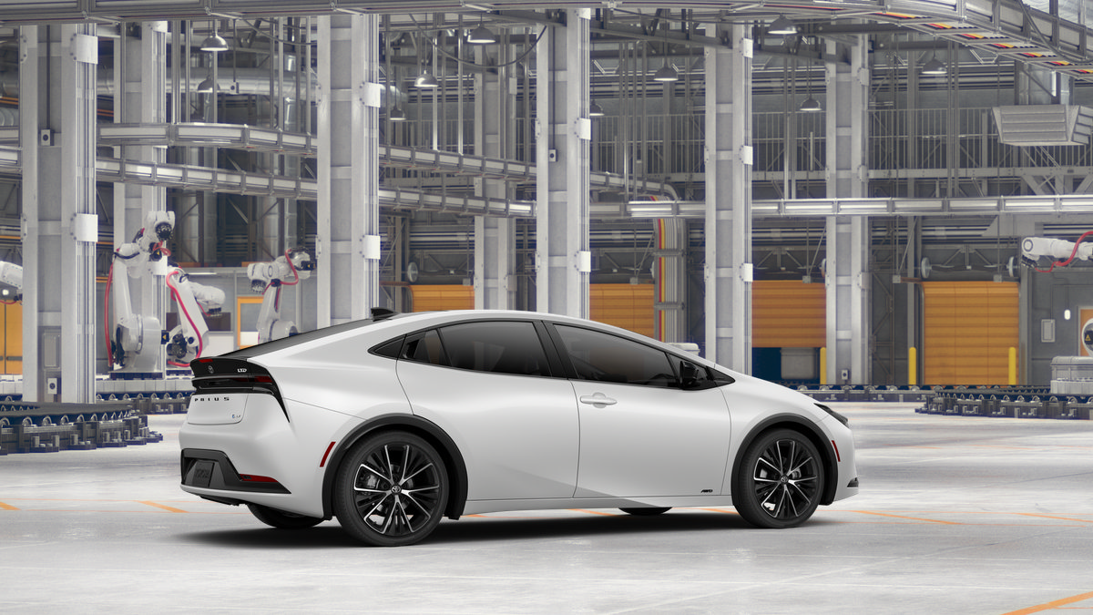 New 2027 Toyota Prius Limited w/ Limited Premium Package AWD/4WD image 11