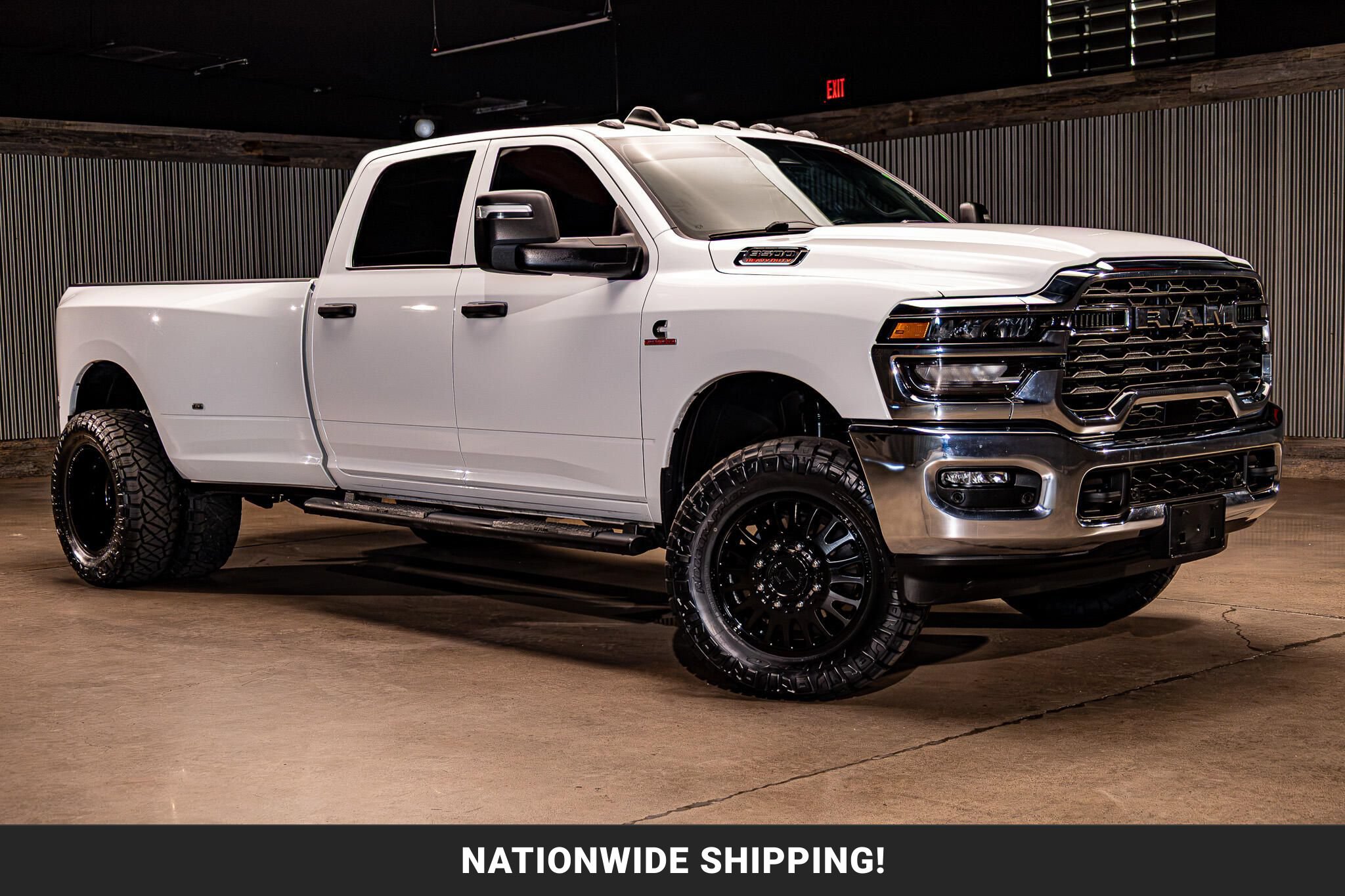 Used 2025 RAM 3500 Tradesman AWD/4WD image 1