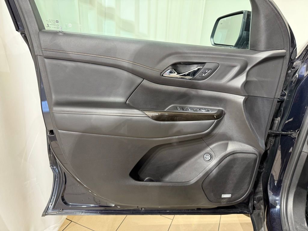 Used 2022 GMC Acadia AT4 w/ Trailering Package image 15