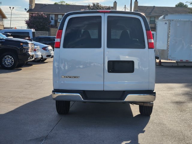 Used 2025 Chevrolet Express 3500 LT w/ LT Preferred Equipment Group RWD image 13