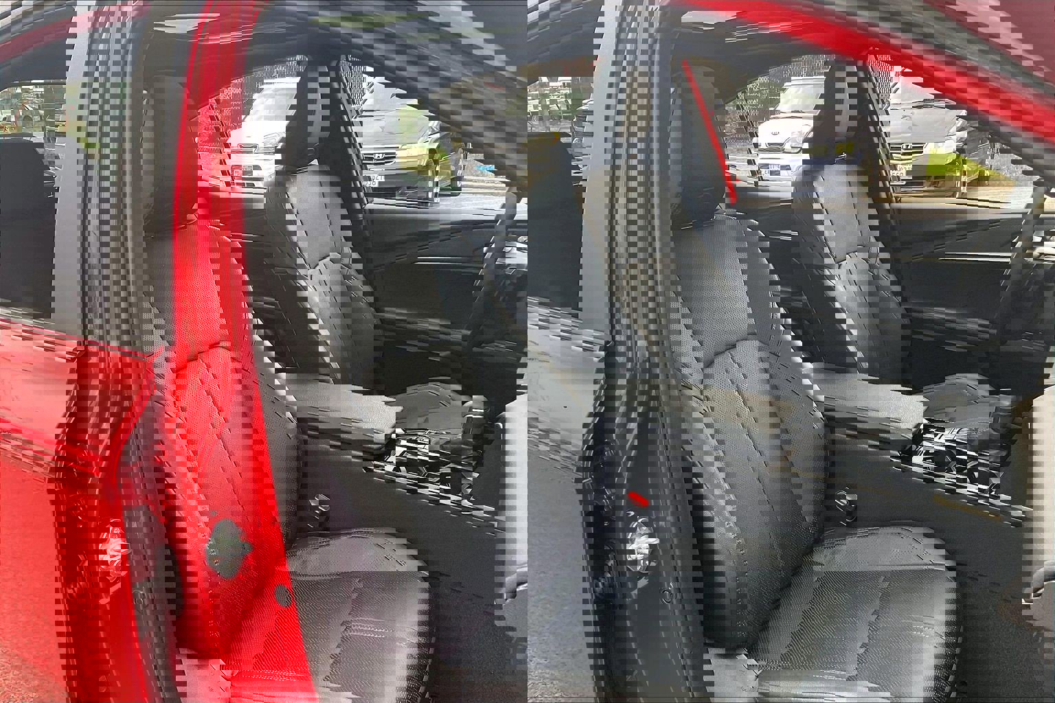 Used 2025 Toyota Camry XSE w/ Premium Plus Package image 9