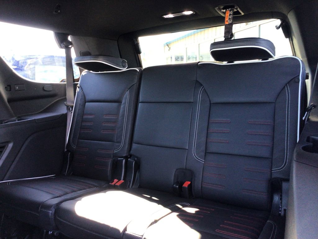 New 2026 GMC Yukon AT4 Ultimate w/ LPO, Illumination Package image 14