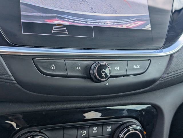 Used 2023 Buick Encore GX Preferred w/ Cold Weather Comfort Package FWD image 15