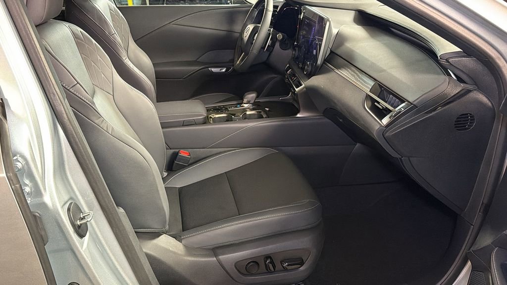 Used 2024 Lexus RX 350 Premium w/ Cold Area Package image 10