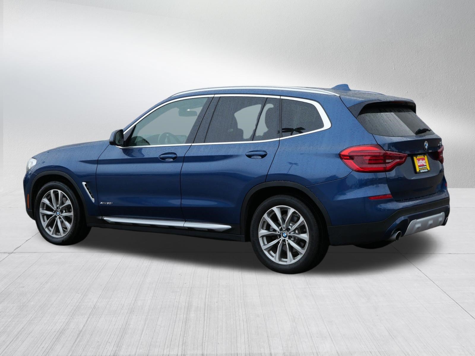 Used 2018 BMW X3 xDrive30i AWD/4WD image 5