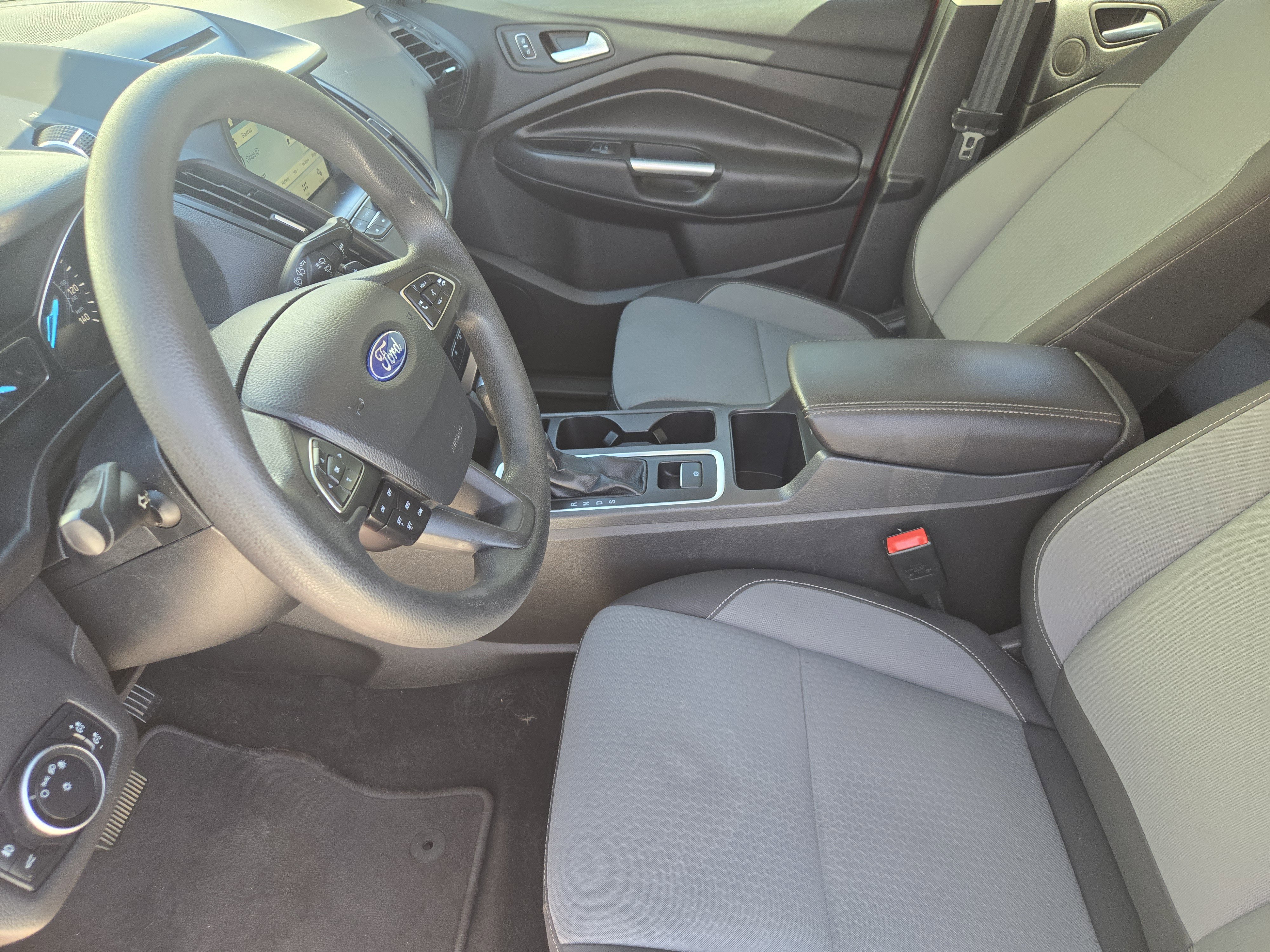 Used 2017 Ford Escape SE w/ Equipment Group 201A image 15