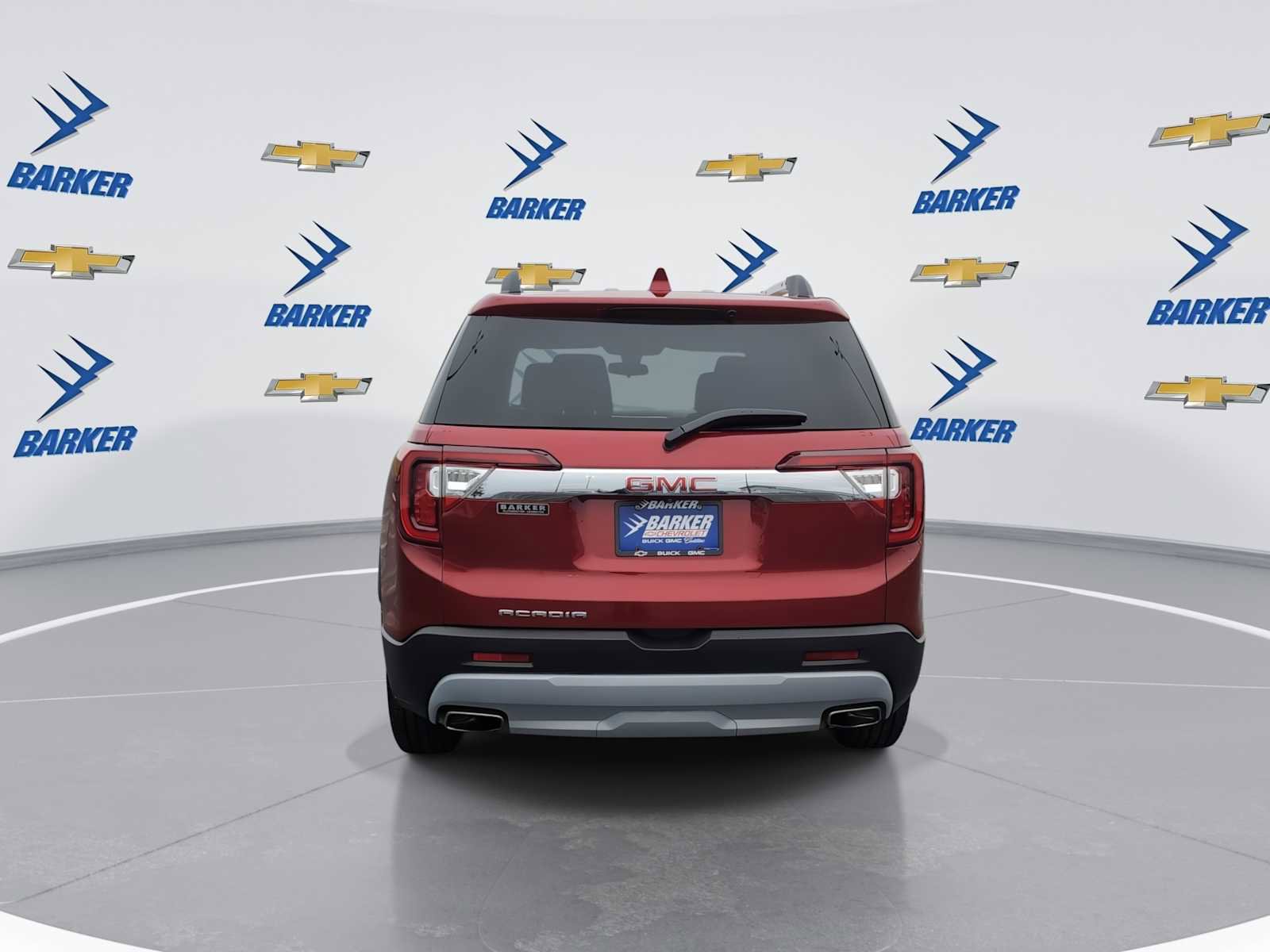 Used 2023 GMC Acadia SLE w/ Driver Convenience Package image 7