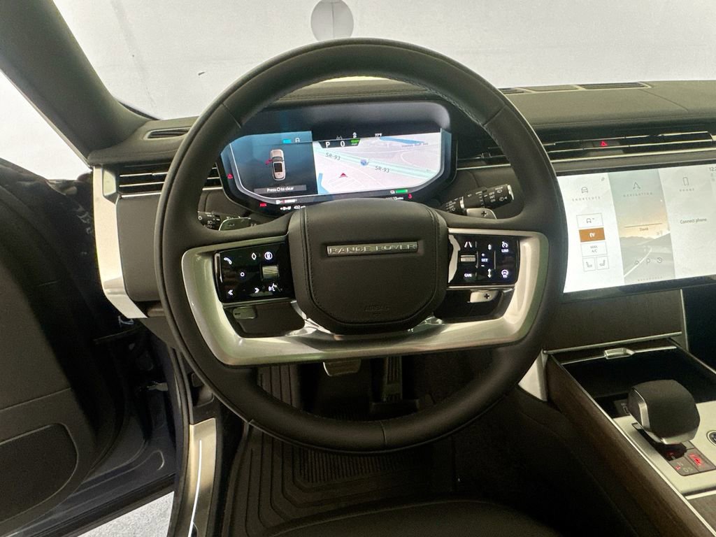 New 2026 Land Rover Range Rover SE image 11