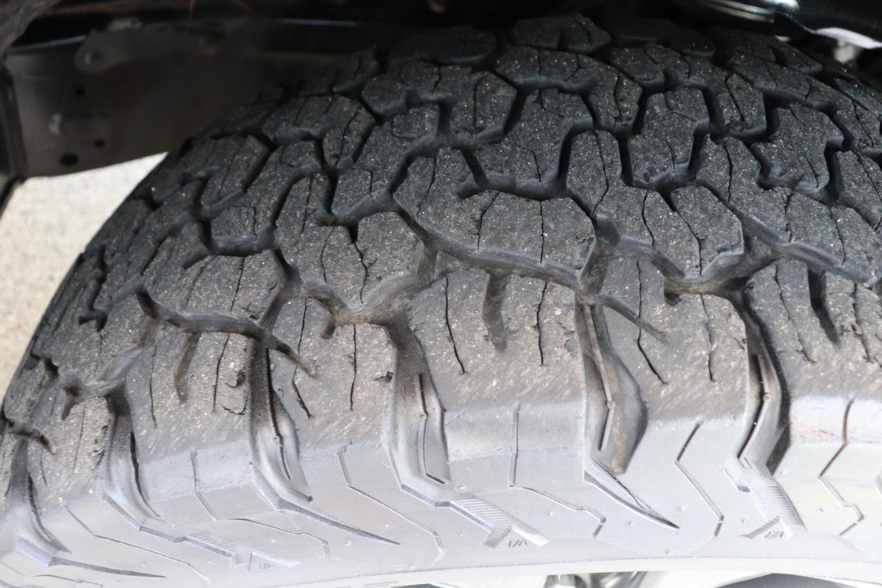 Used 2020 Lexus GX 460 Premium w/ Premium Package image 84