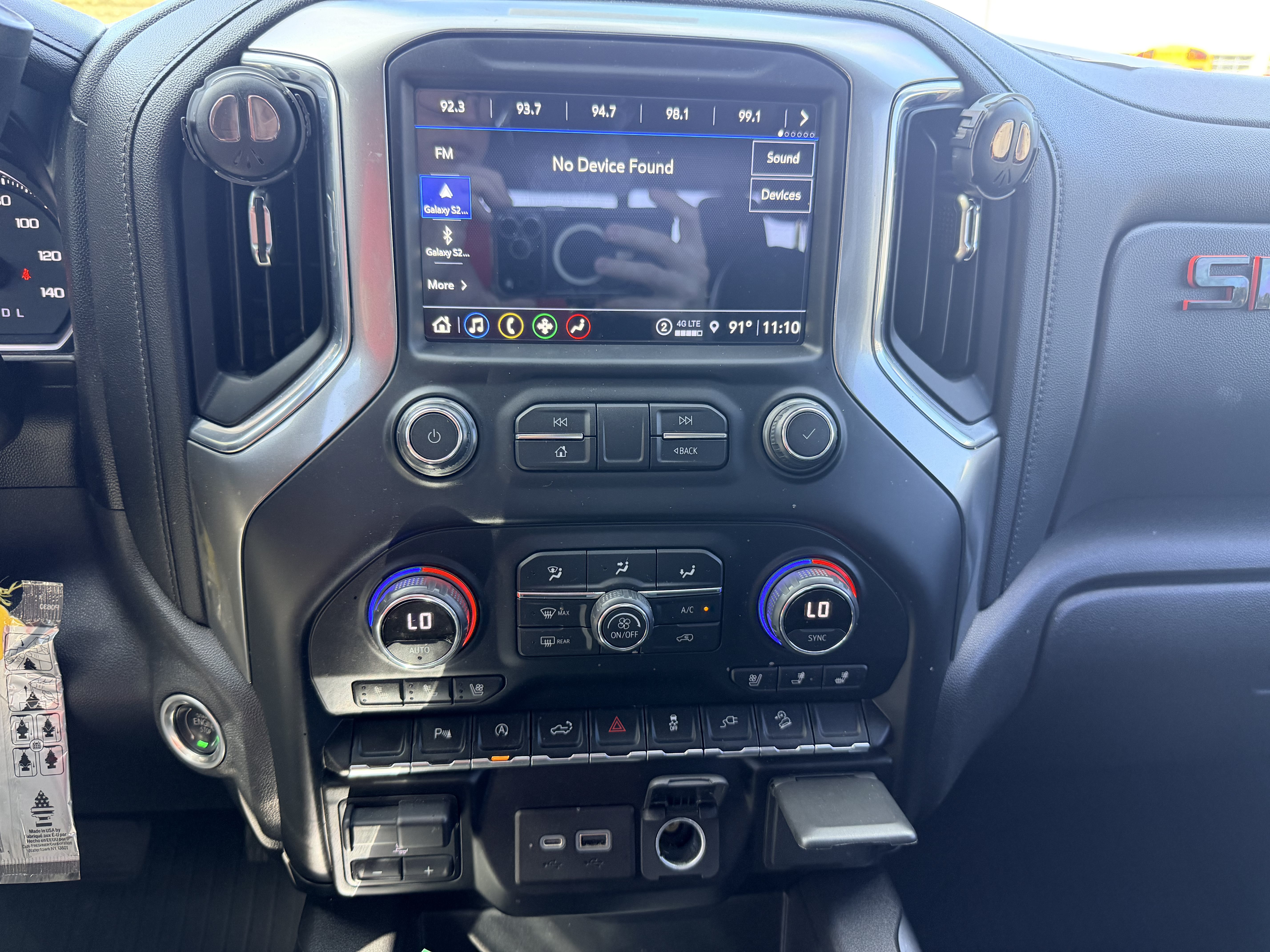 Used 2021 Chevrolet Silverado 1500 LTZ AWD/4WD image 17