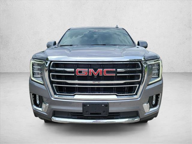 Used 2022 GMC Yukon XL SLT w/ SLT Premium Package AWD/4WD image 2