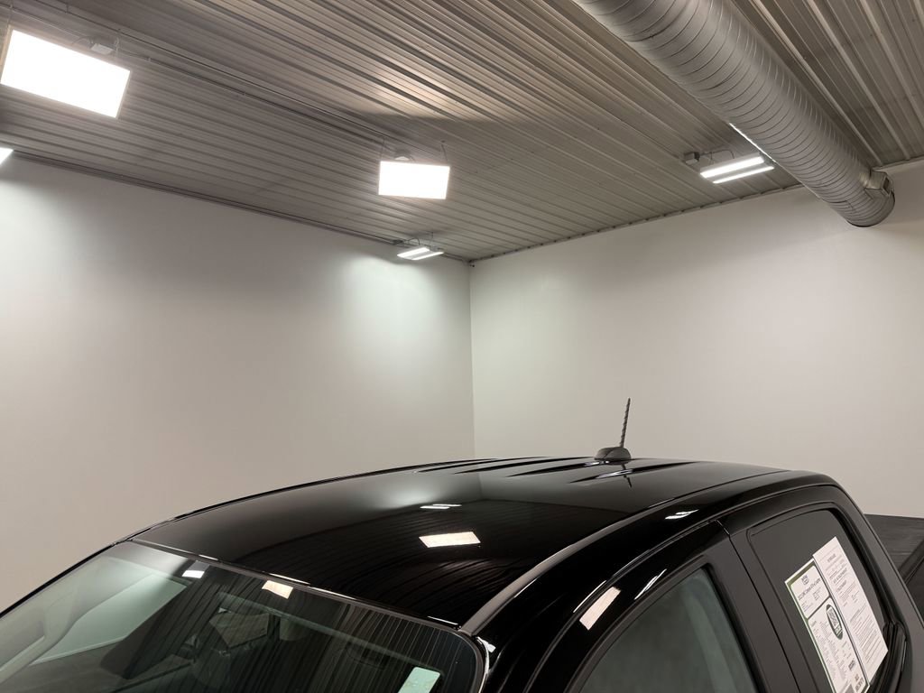 Used 2022 GMC Canyon AT4 w/ Trailering Package image 45