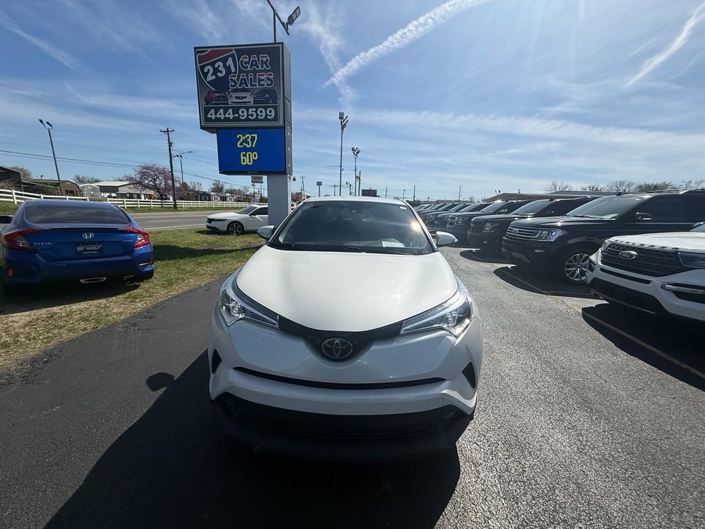 Used 2018 Toyota C-HR XLE image 9