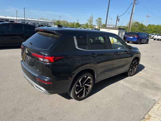 Used 2022 Mitsubishi Outlander SE AWD/4WD image 19
