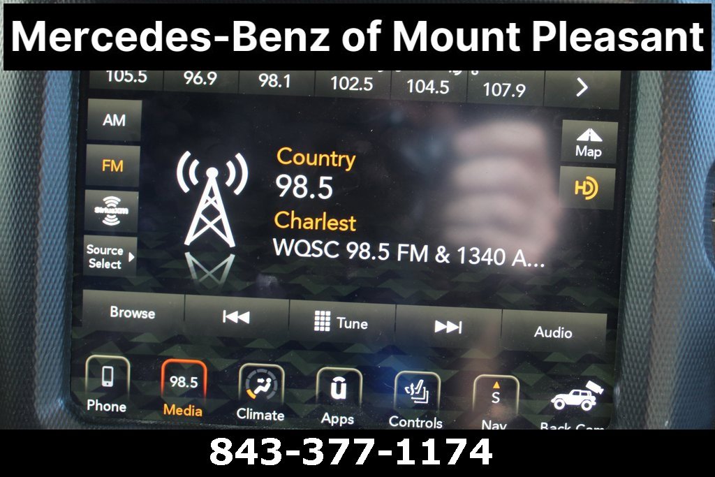 Used 2018 Jeep Wrangler Unlimited Sahara image 41