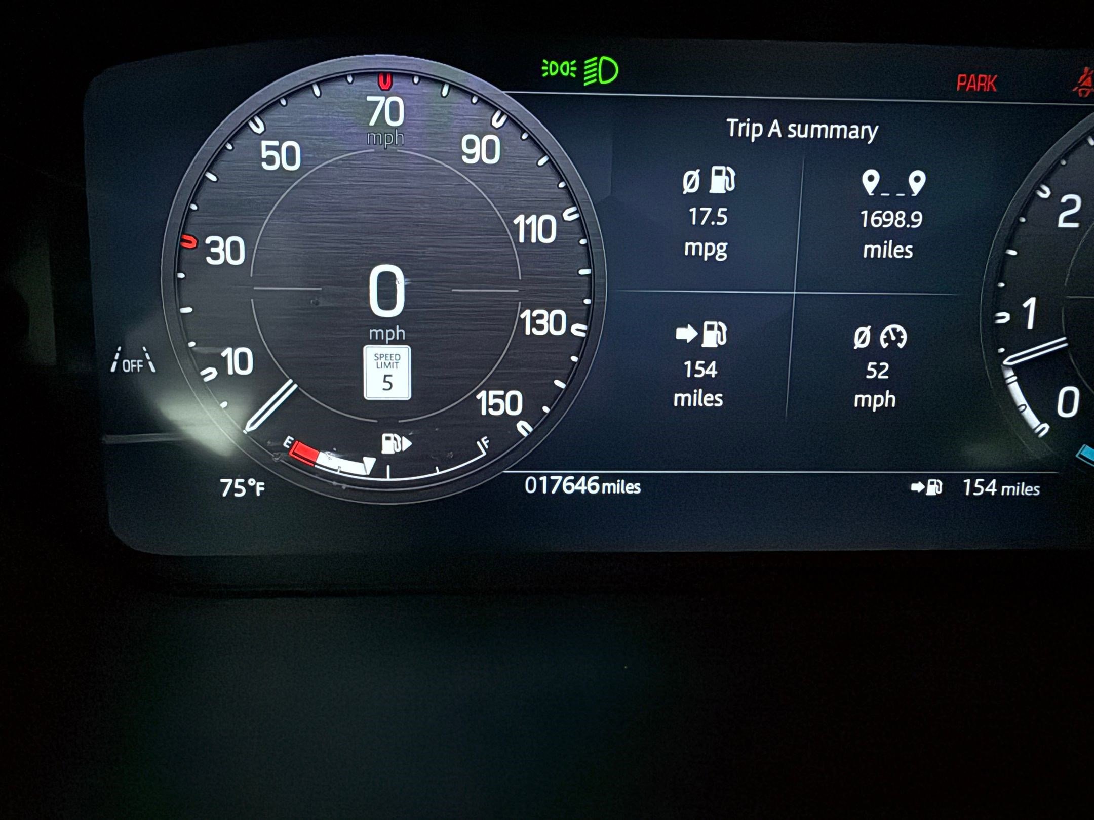 Certified 2024 Land Rover Defender 110 X-Dynamic SE image 19