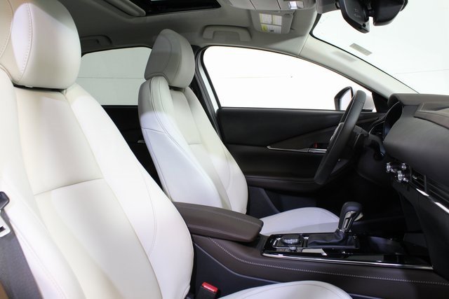Used 2025 MAZDA CX-30 AWD 2.5 S w/ Premium Package image 12