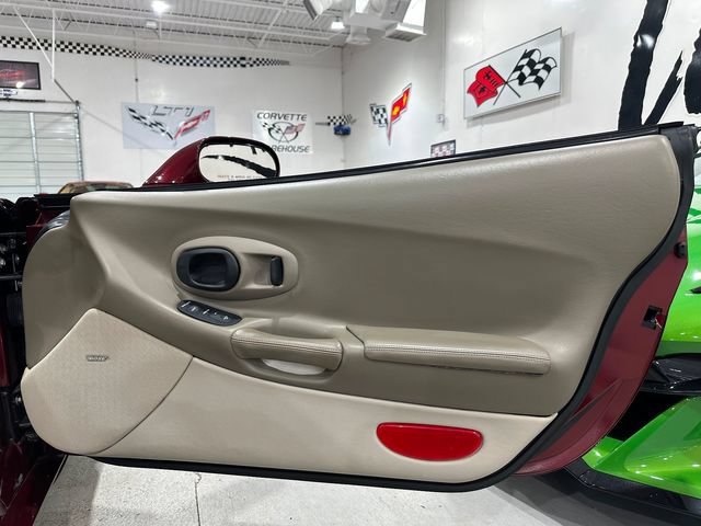 Used 2003 Chevrolet Corvette Convertible w/ Preferred Equipment Group1 RWD image 16