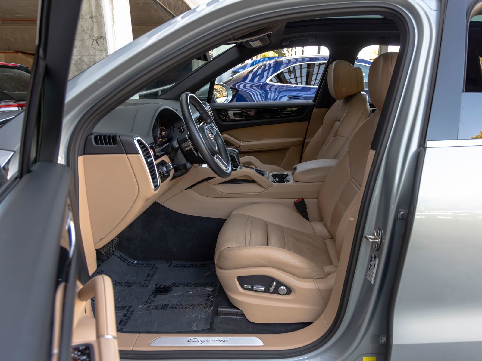 Certified 2020 Porsche Cayenne image 25